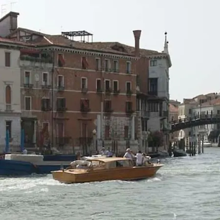 Ca Del Duca Historical Palace Grand Canal * Venice